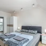 Apartment Mit Grossem Garten Lindow