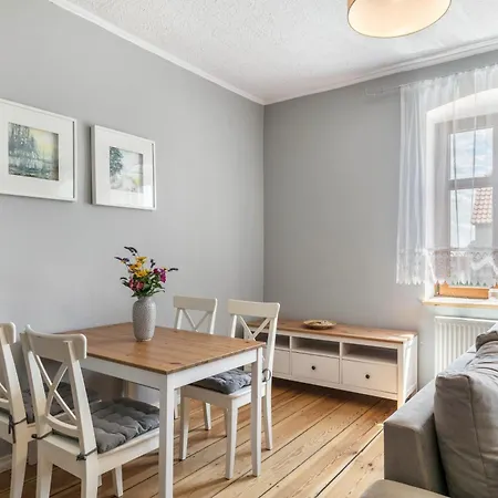 Apartment Mit Grossem Garten *